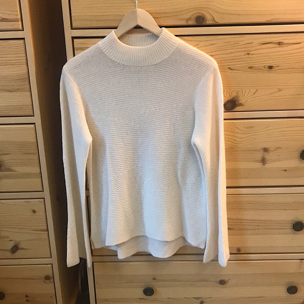 Incashmere 100% Cashmere White Textured Knitted Sweater Size Medium